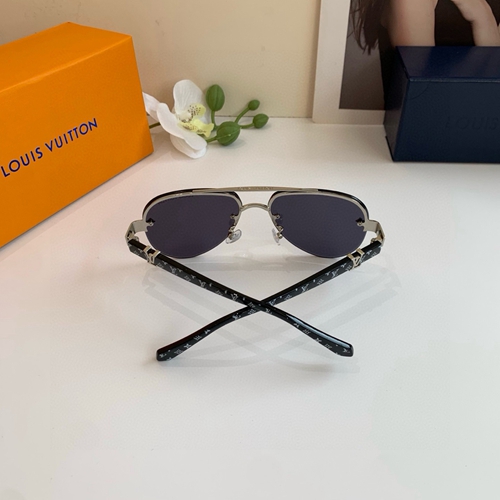 ルイヴィトンサングラス着用イメージ